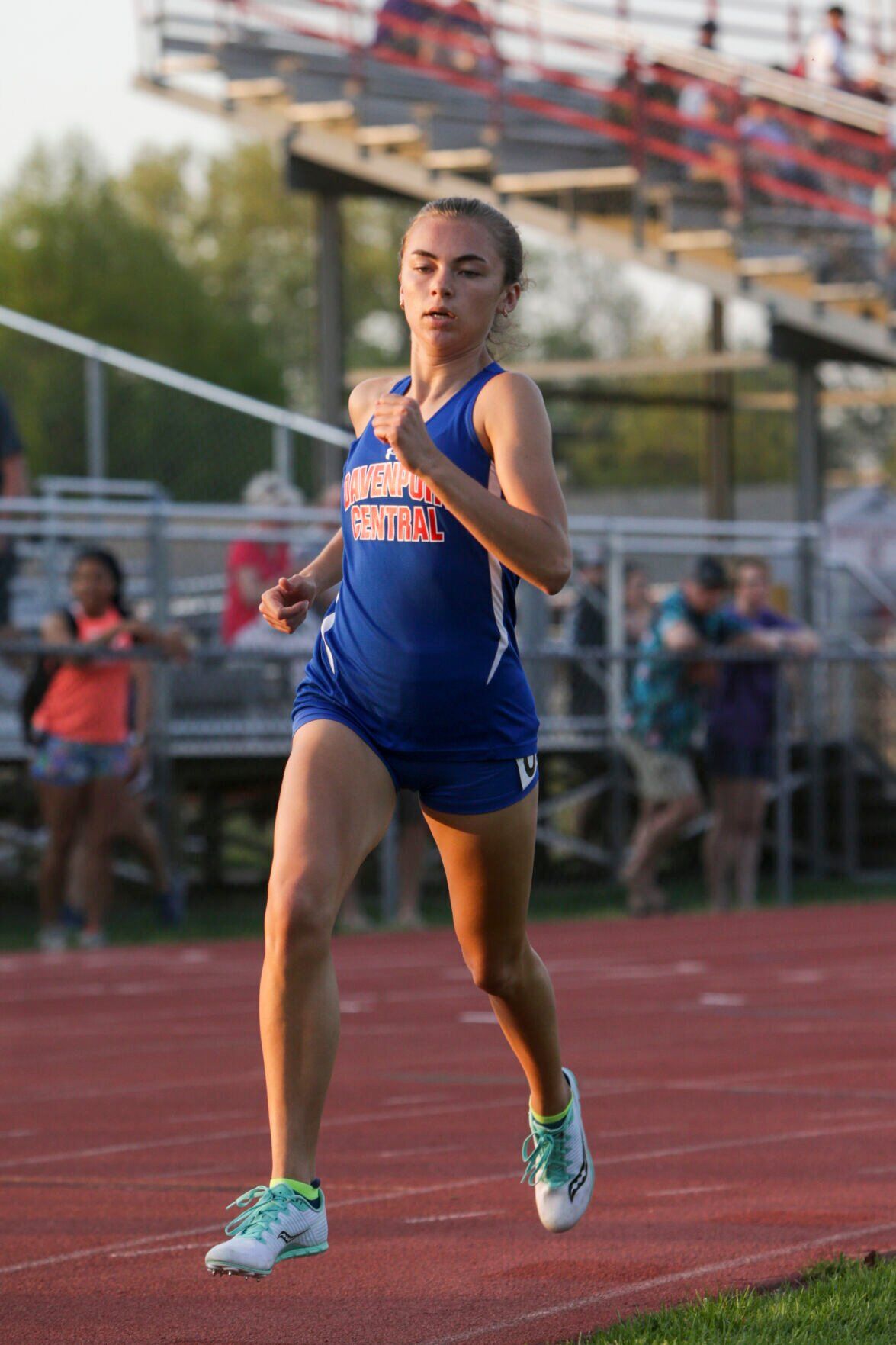 051222-qc-spt-district track-84.jpg